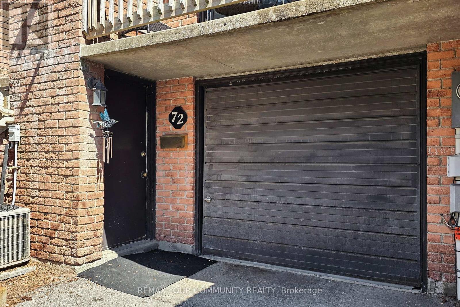 #16 72 ASHGLEN WAY - 3