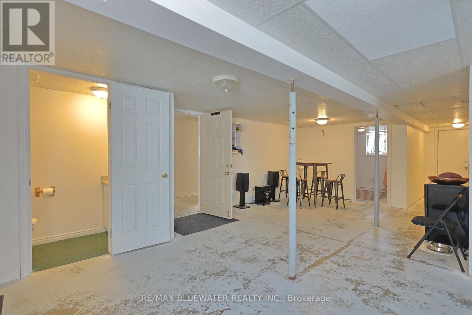 75 RIVER ROAD - 15