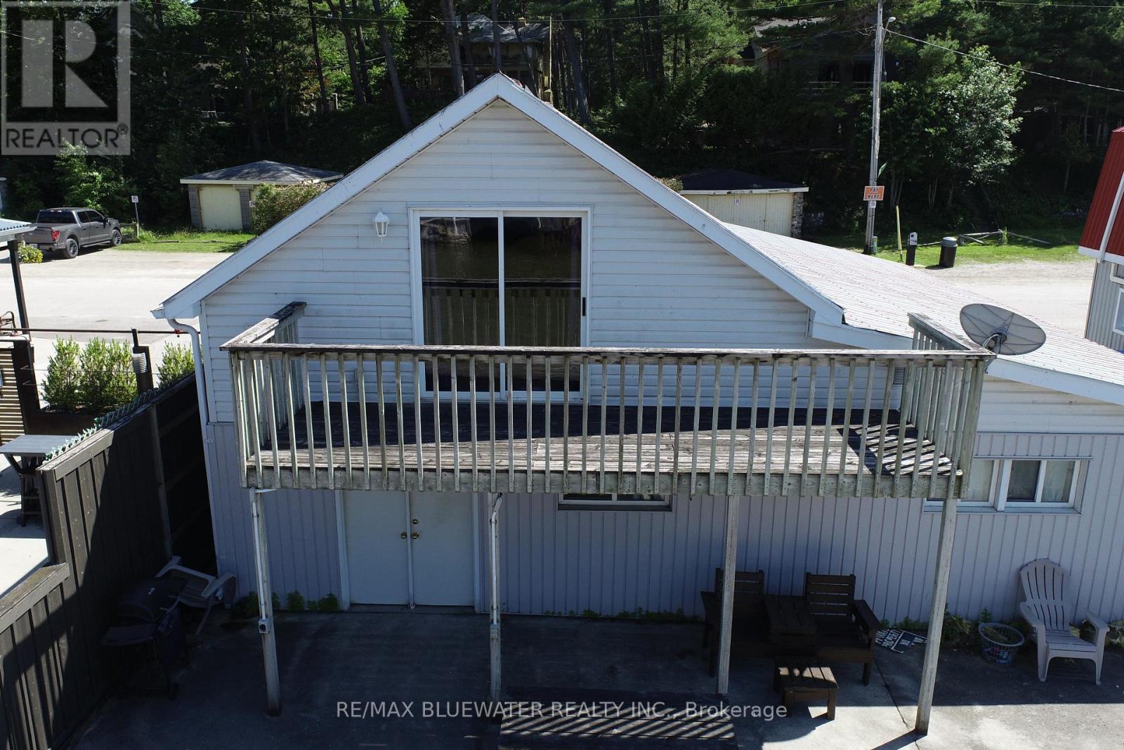 75 RIVER ROAD - 23