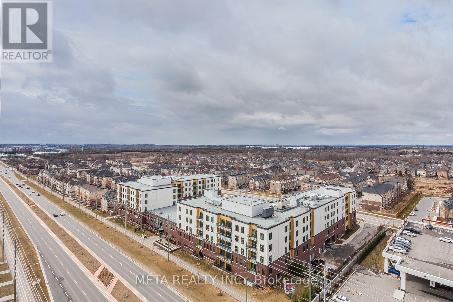 #322 2545 SIMCOE STREET N - 3