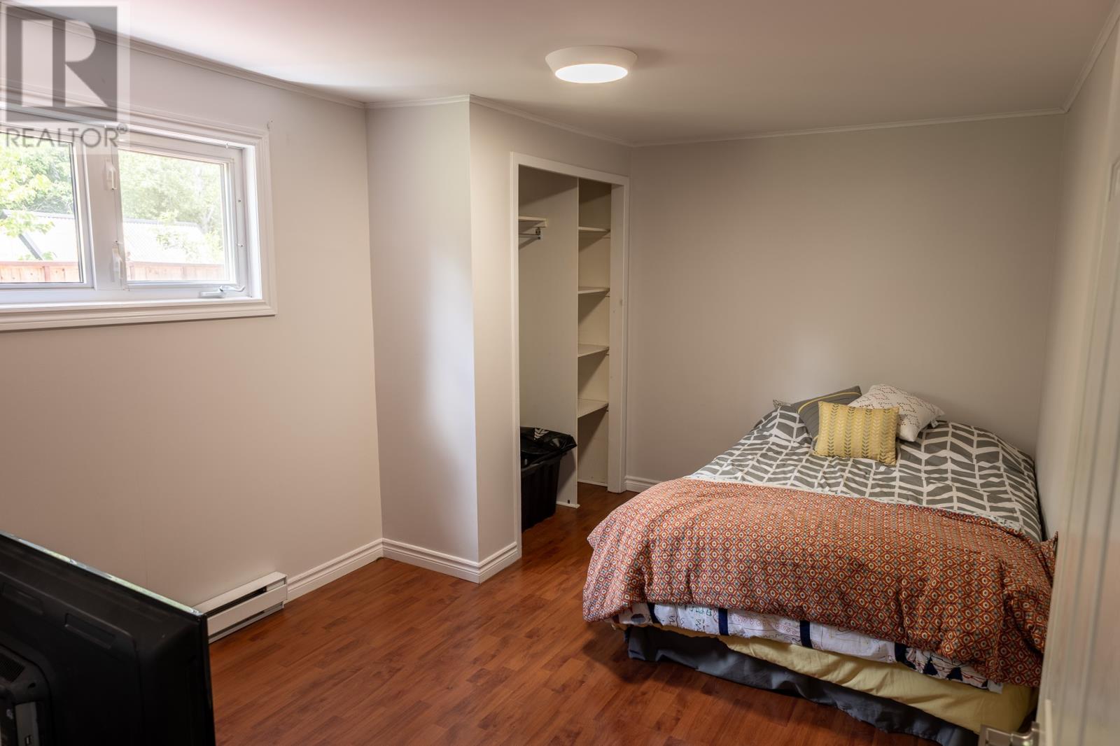 21 Seventh Avenue - Image 18