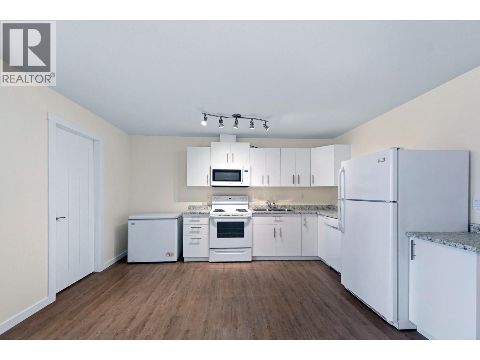989 Mt Ida Lane - Image 37