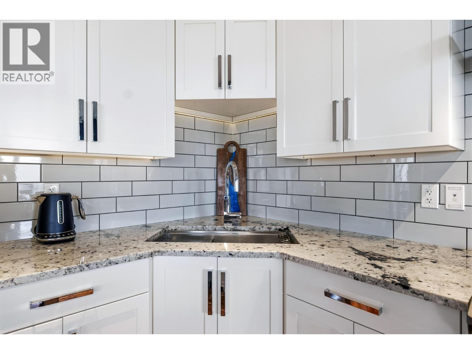 989 Mt Ida Lane - 6