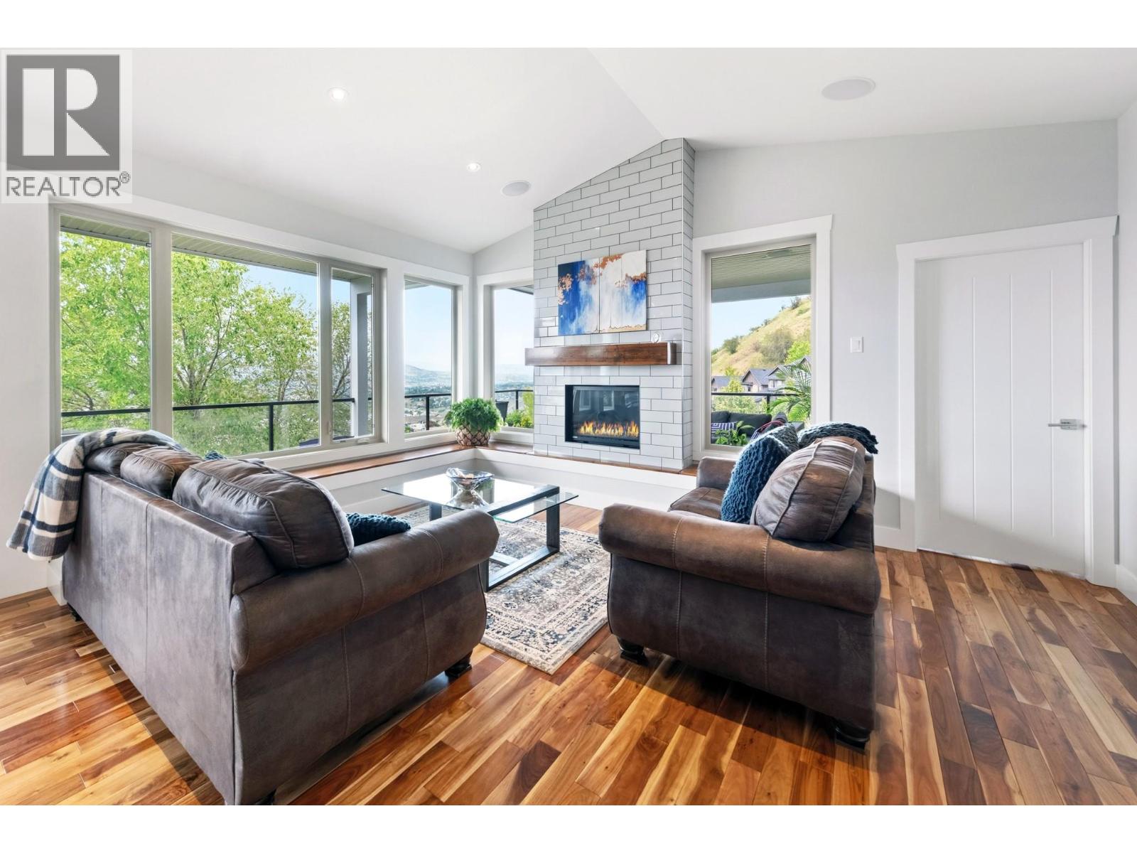 989 Mt Ida Lane - Image 11