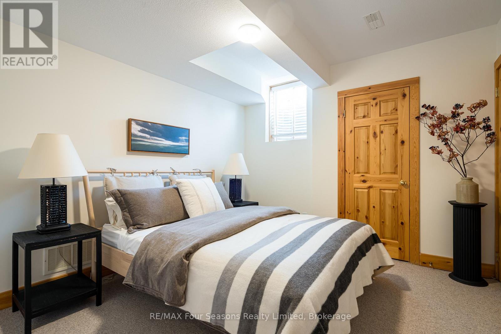 124 BIRCHES BOULEVARD - Image 40