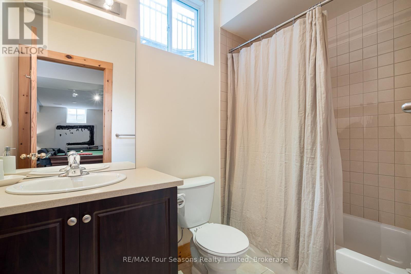 124 BIRCHES BOULEVARD - Image 45