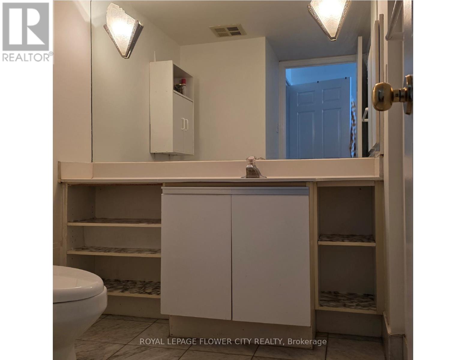 #1408 24 HANOVER ROAD - 16