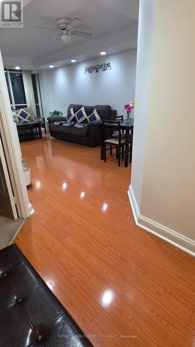 #1408 24 HANOVER ROAD - 11