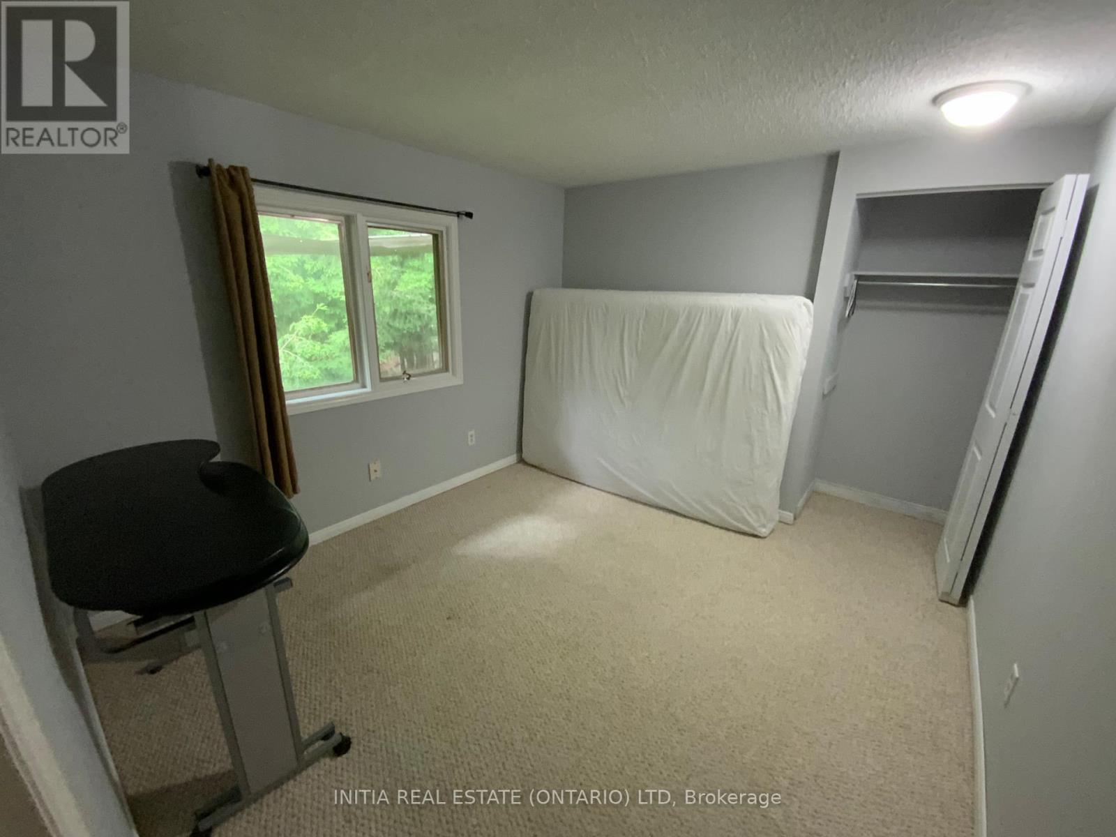 212 CHESHAM PLACE - 13