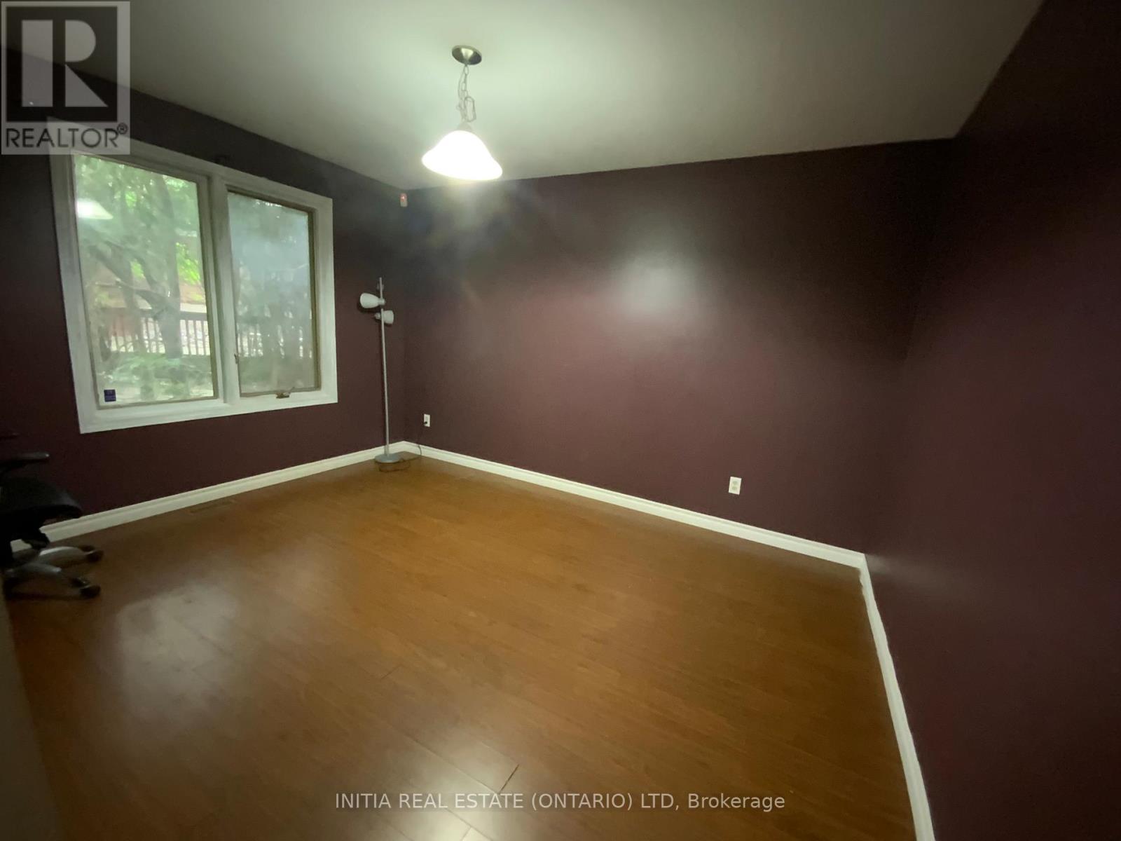212 CHESHAM PLACE - 11
