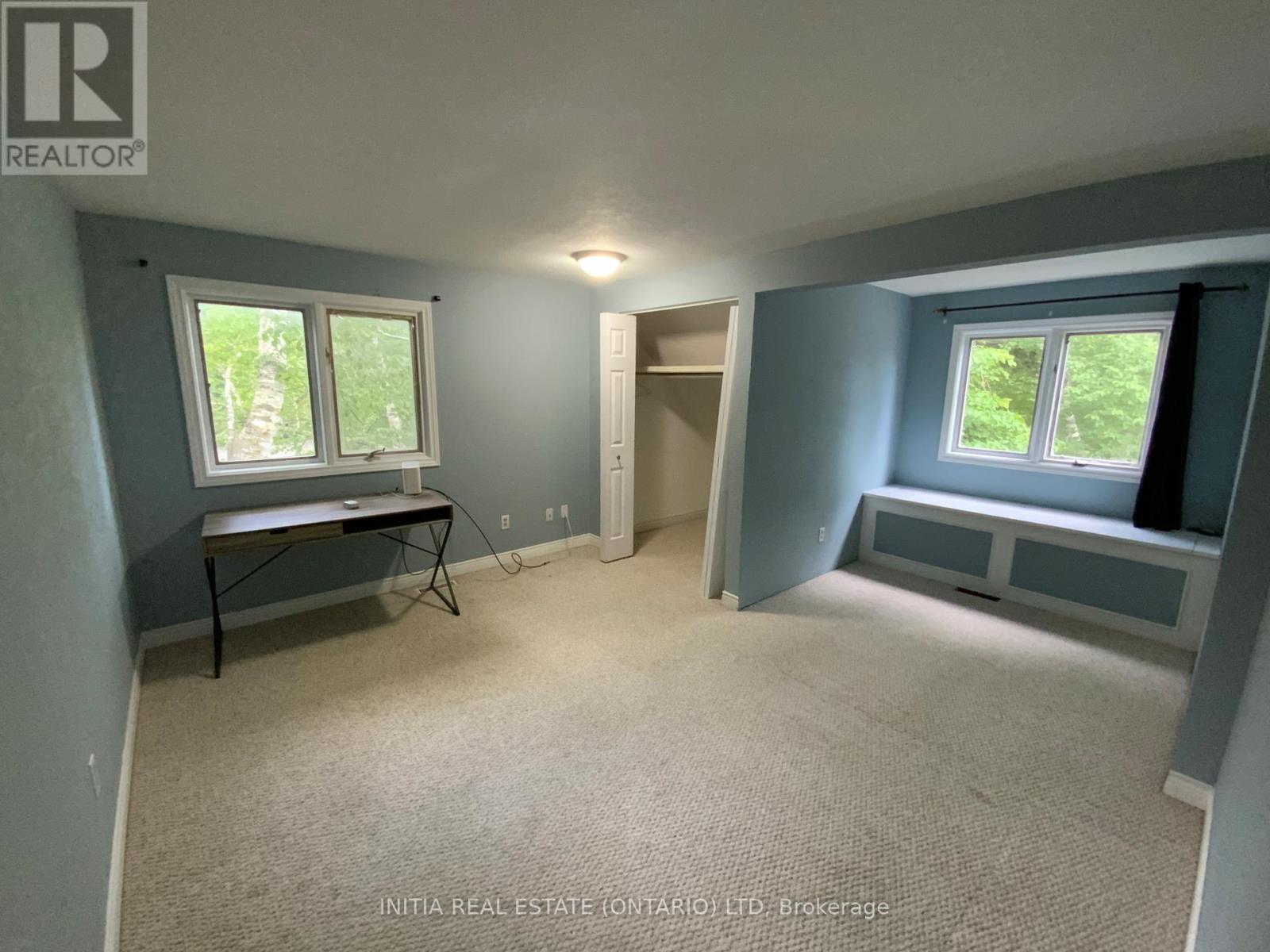 212 CHESHAM PLACE - 12