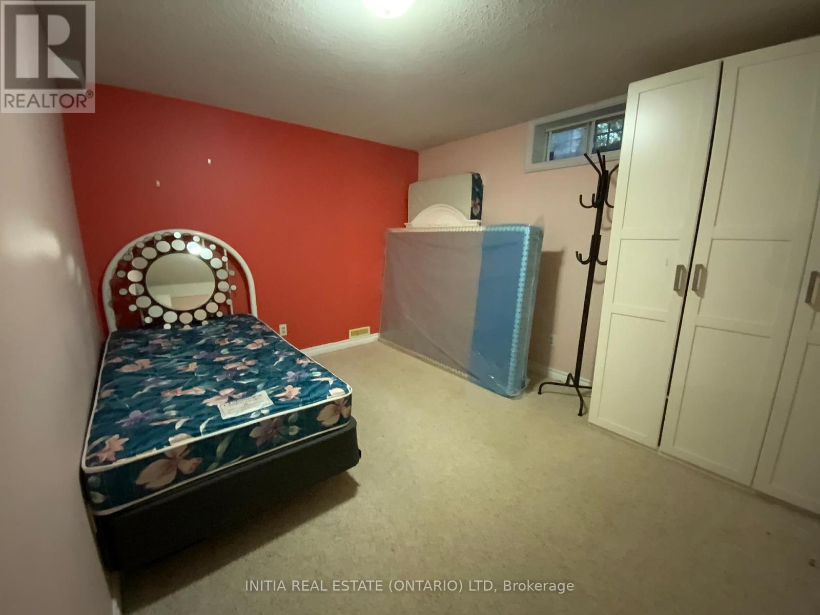 212 CHESHAM PLACE - 21