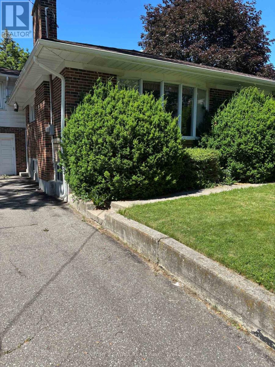 4 WINESAP PLACE - 2