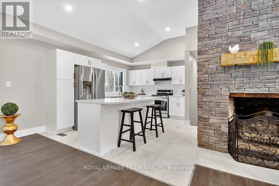 6636 MARINA DRIVE - 9