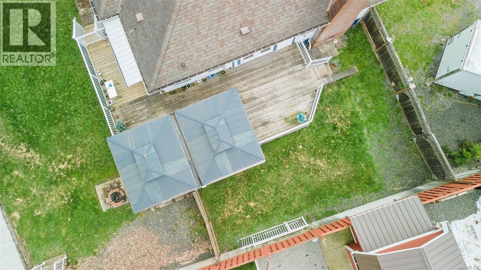 6484 Sooke Rd - 1