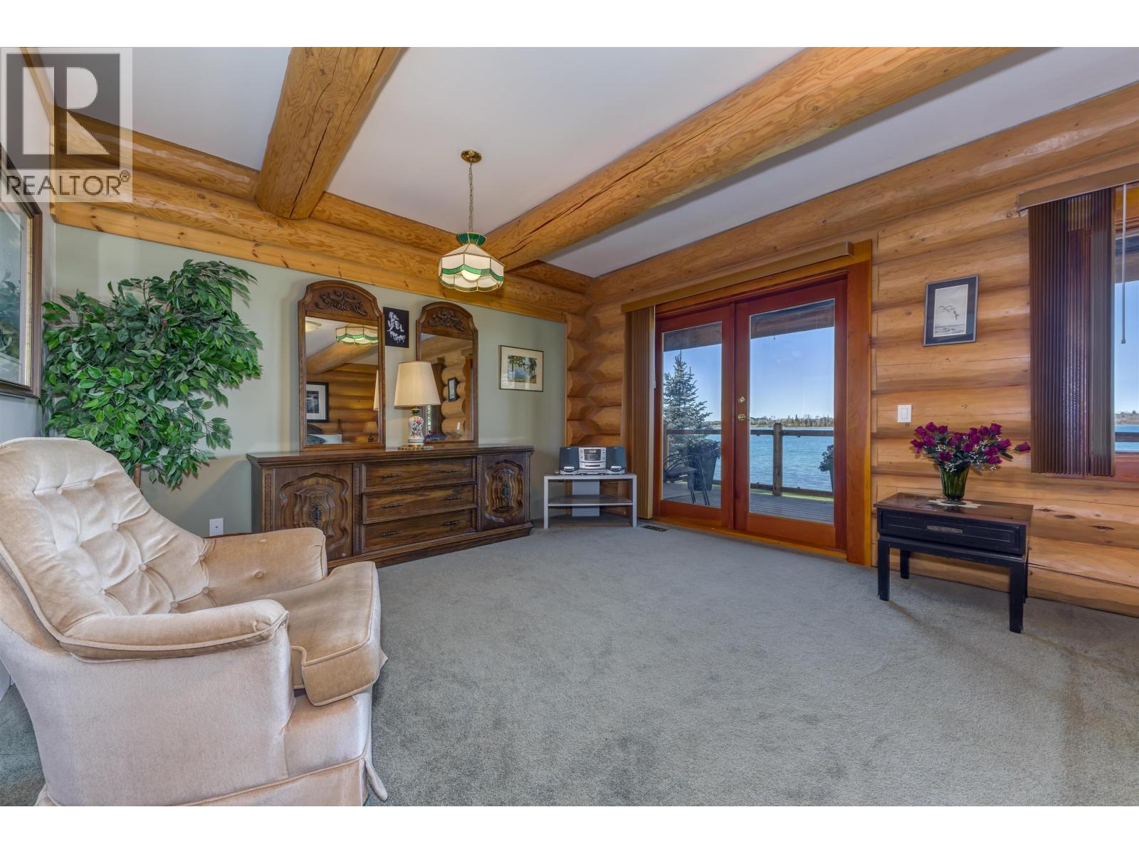 263 S GREEN LAKE ROAD - Image 9