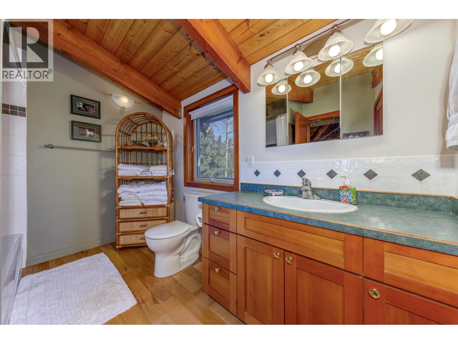 263 S GREEN LAKE ROAD - Image 26