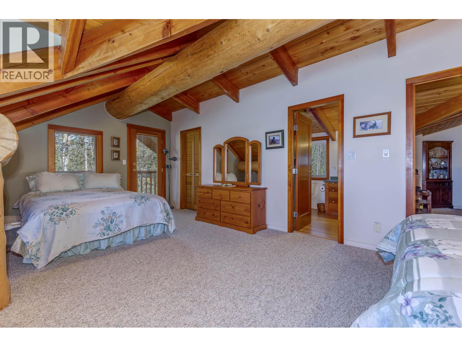 263 S GREEN LAKE ROAD - Image 25