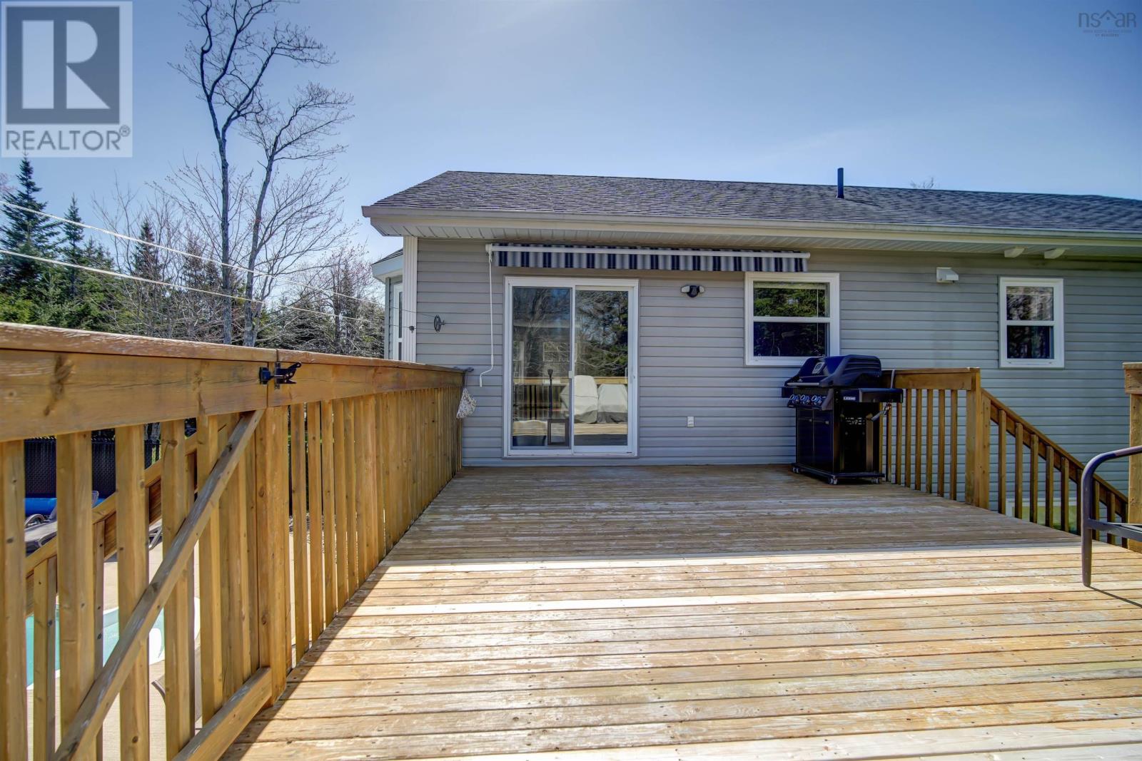 439 Newbury Road - 12
