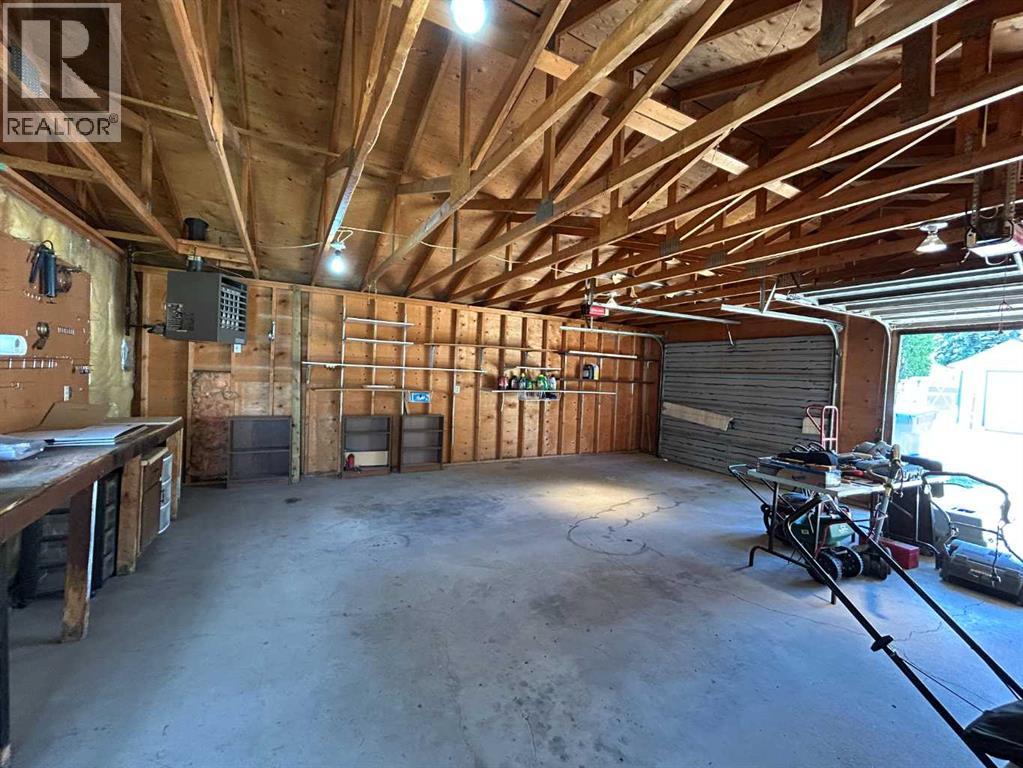 1111 Braemar Street SE — photo 31