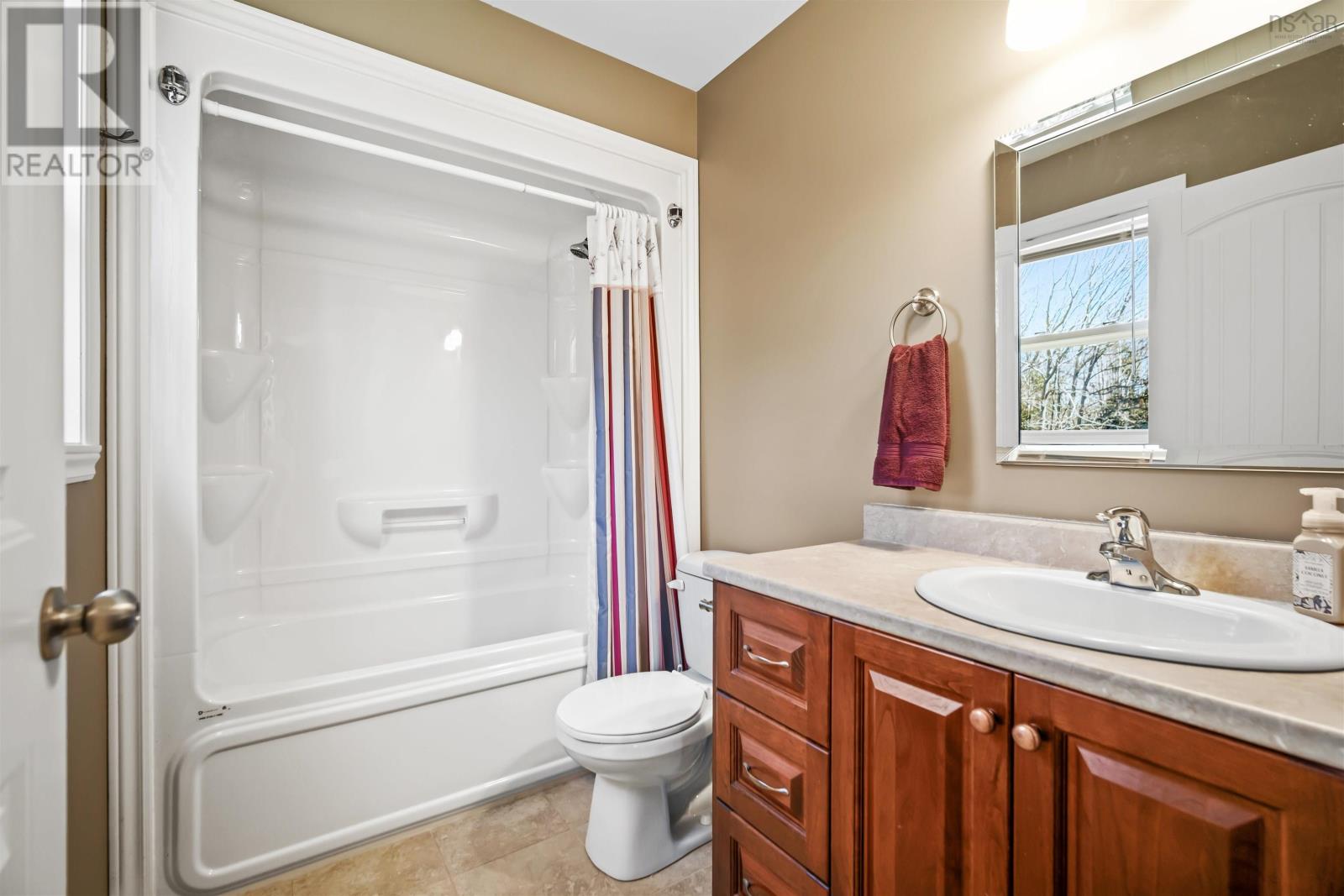 439 Newbury Road - 21