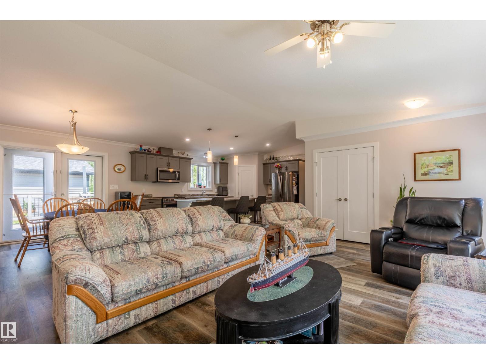 #118 55107 RGE ROAD 33 - 29