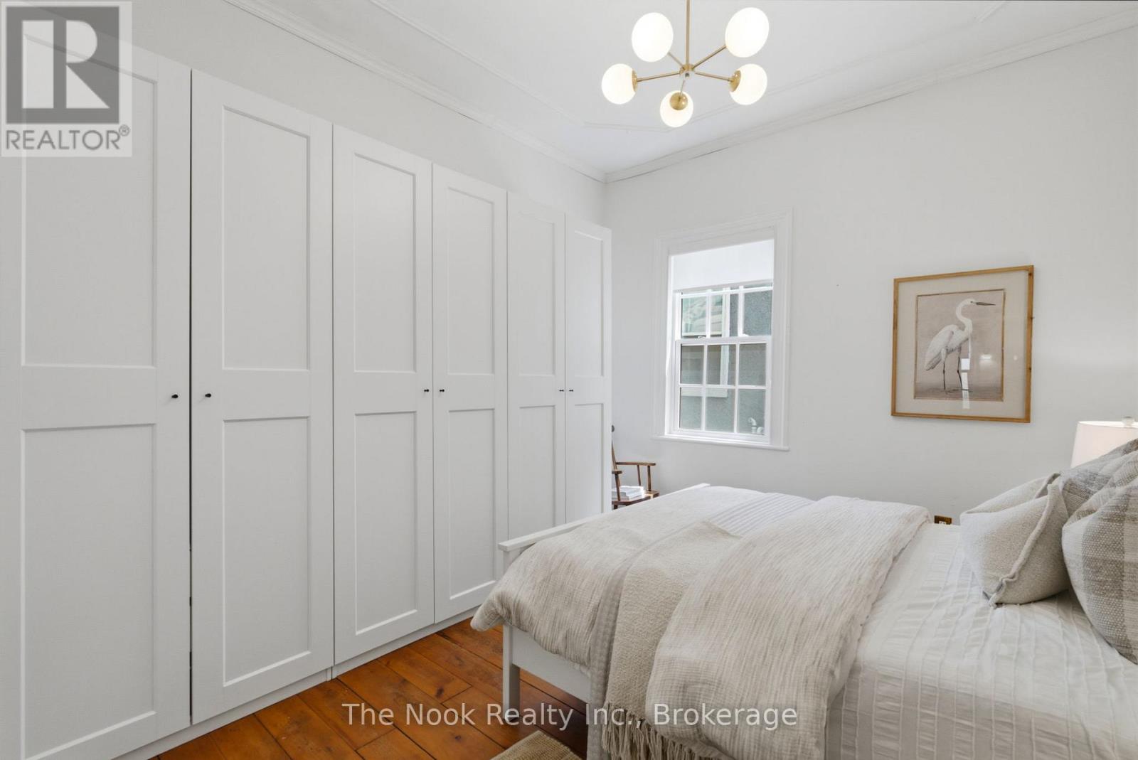 400 BYRON STREET S - 30