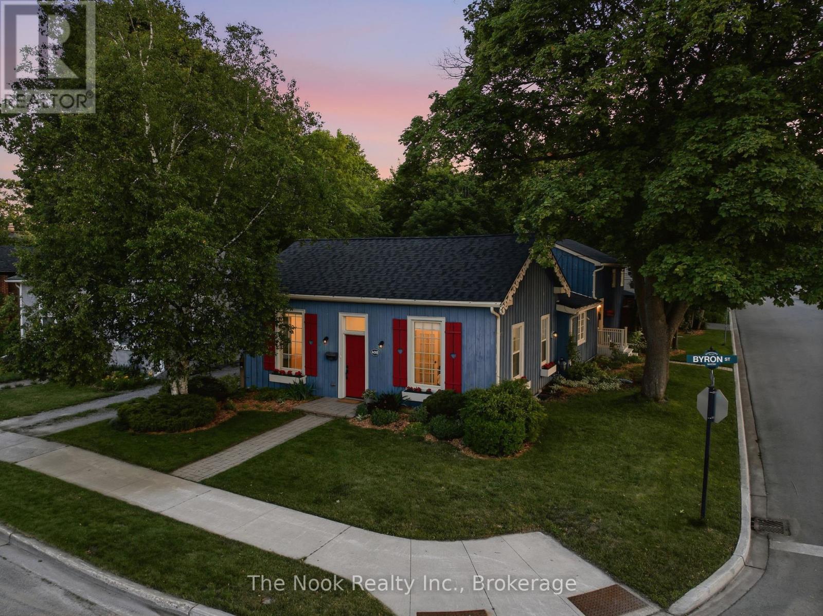 400 BYRON STREET S - 49