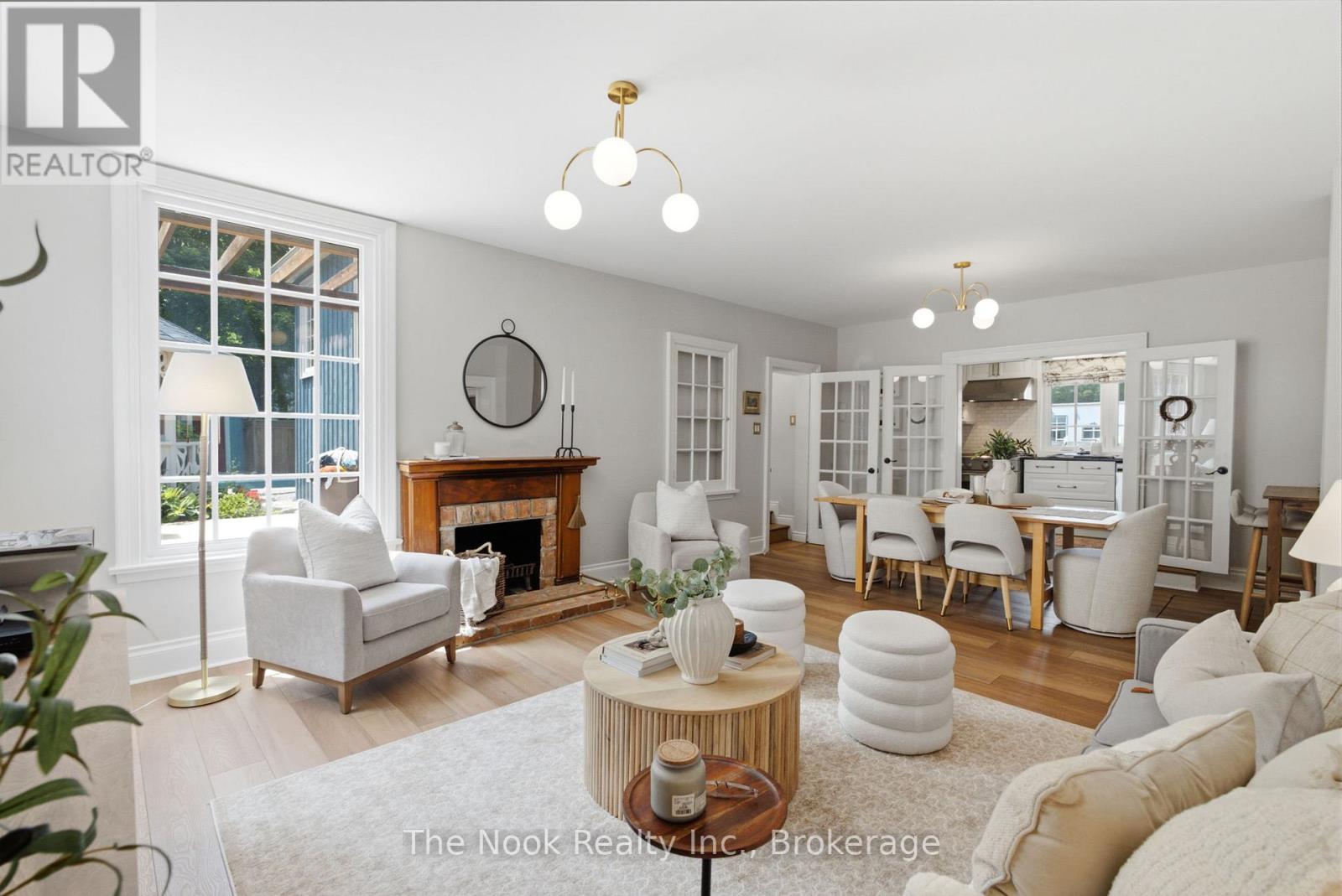 400 BYRON STREET S - 6