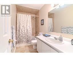 38 Lipton Crescent, Whitby, ON L1R1W7 Photo 24