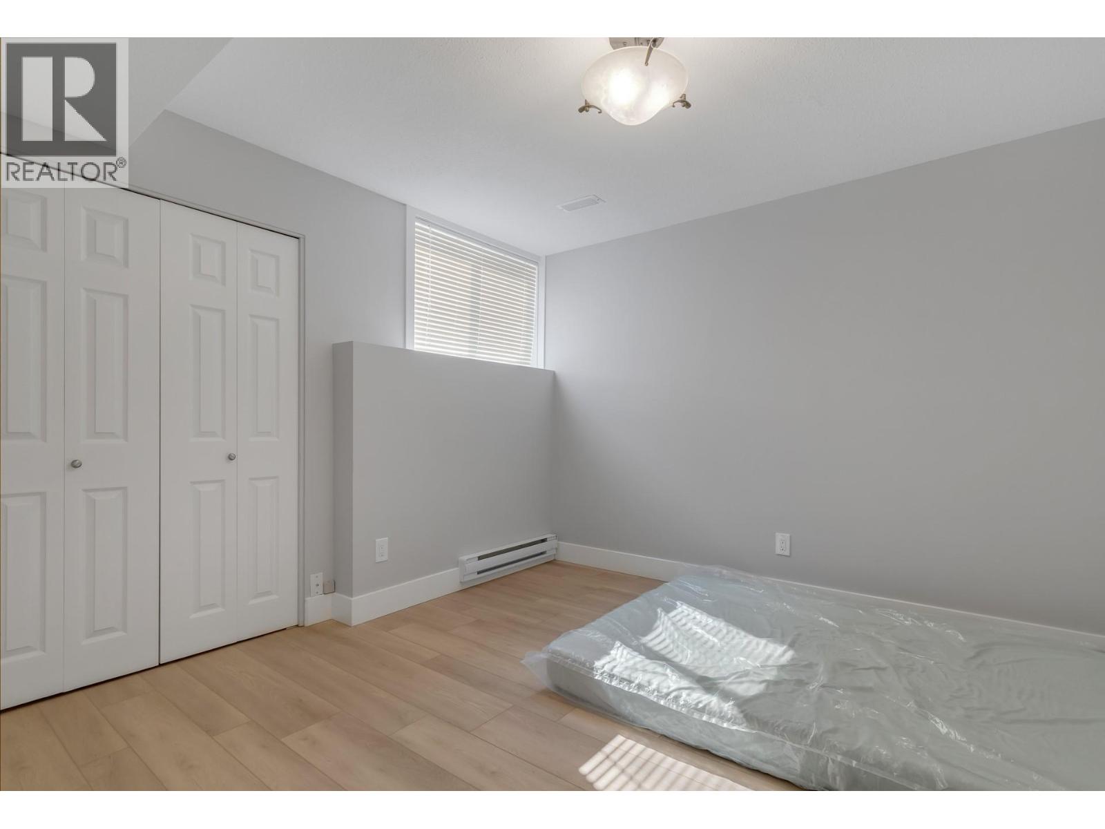 2218 Omineca Place - 29