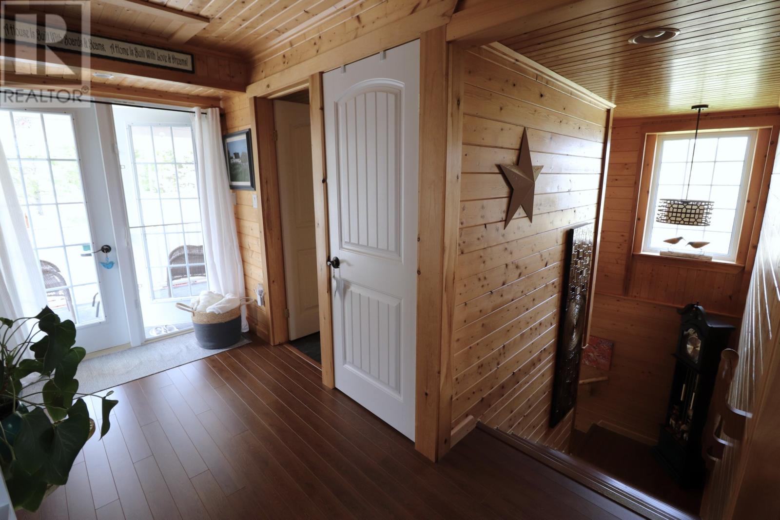 3 Paynes Point Road - 25