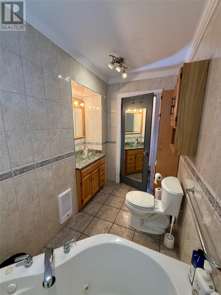 37 Tenth Street - Image 13