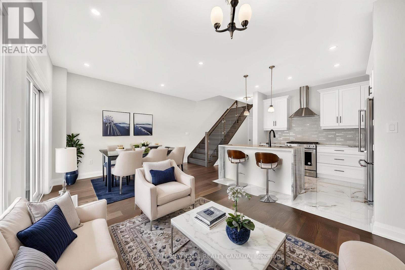 #14 675 VICTORIA ROAD N - 1