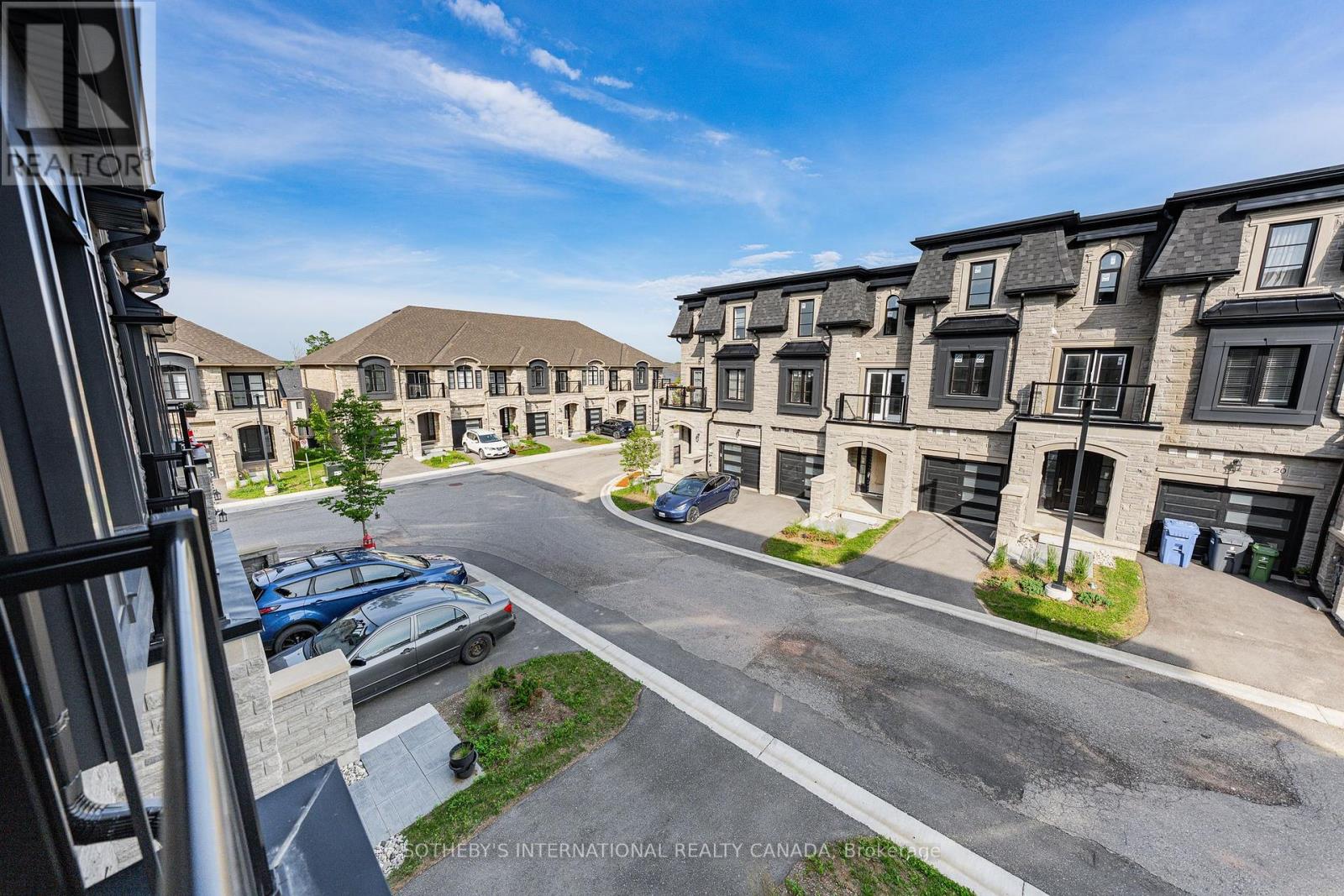#24 675 VICTORIA ROAD N - 15