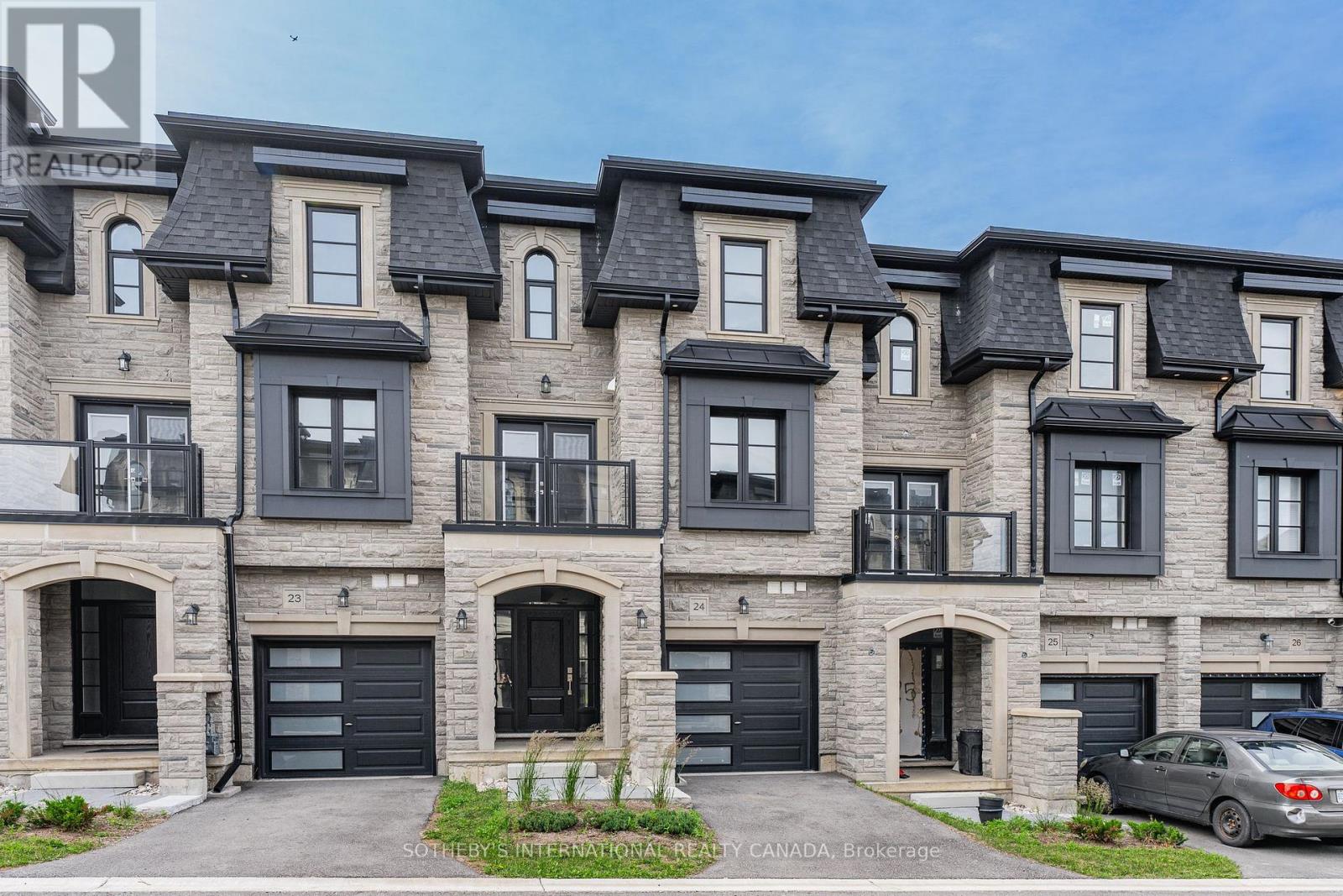 #24 675 VICTORIA ROAD N - 2