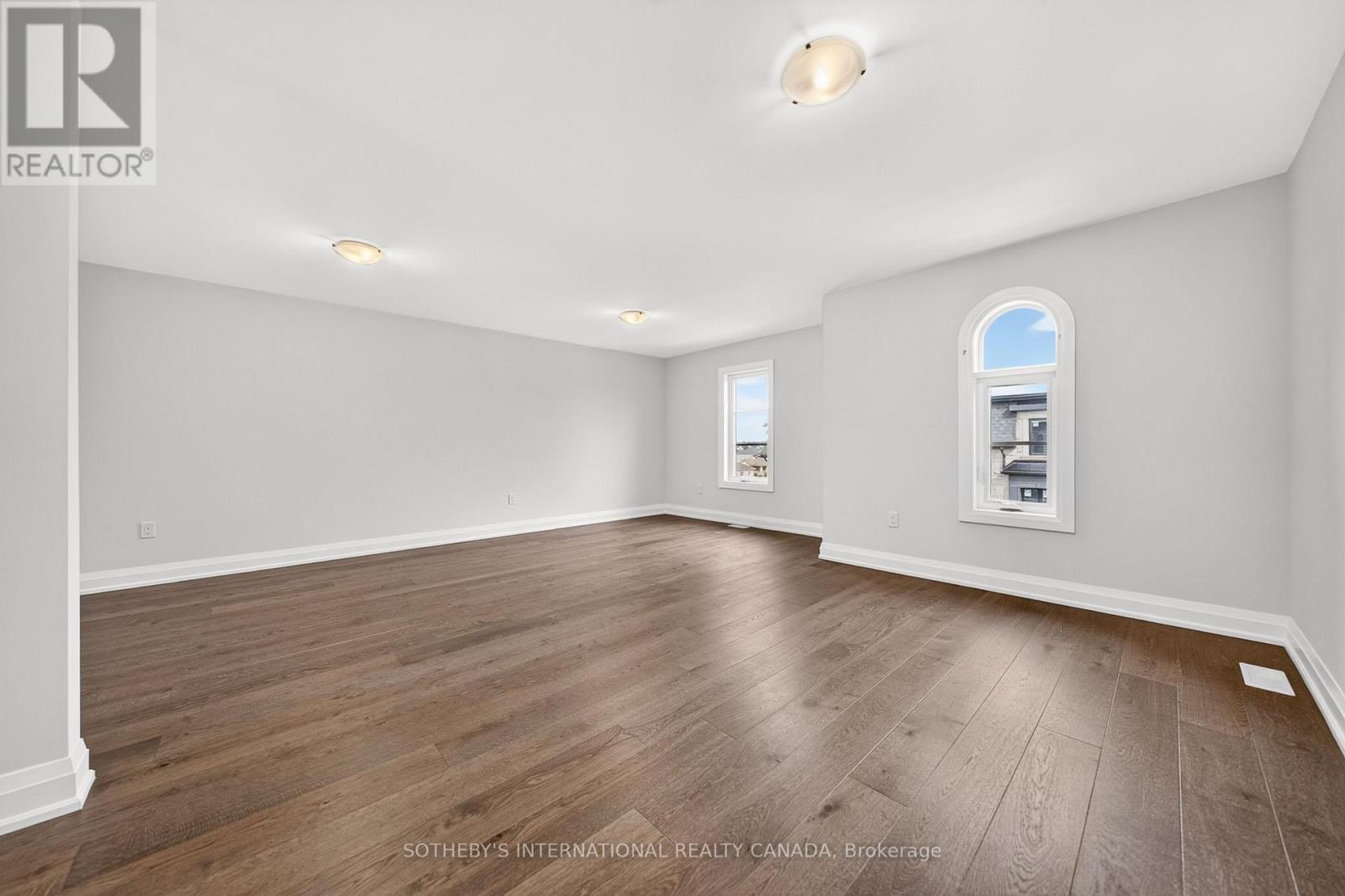 #24 675 VICTORIA ROAD N - 27