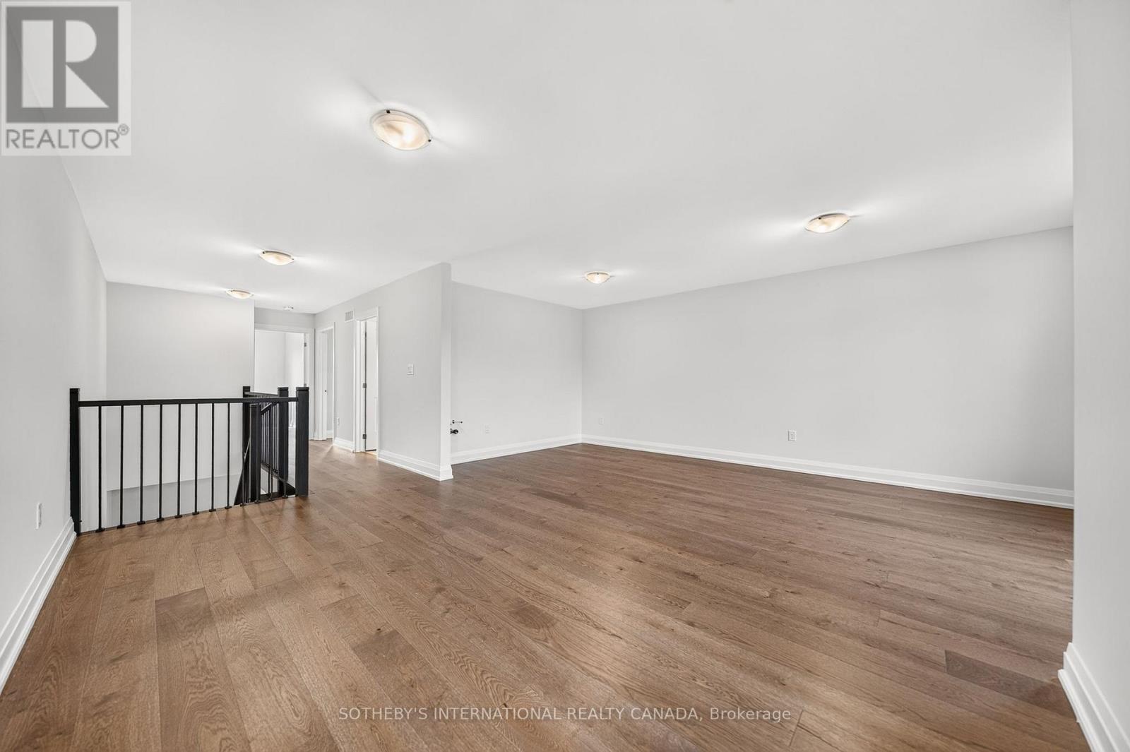 #24 675 VICTORIA ROAD N - 29