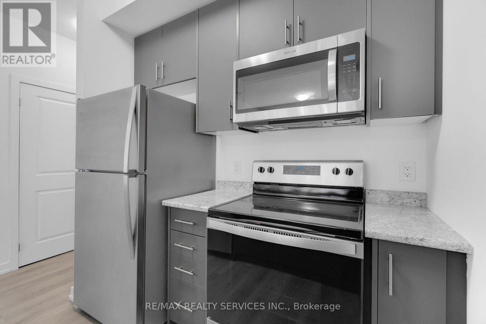 #136 5055 GREENLANE ROAD - 13