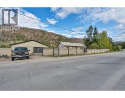 523 Grand Oro Road, Kaleden