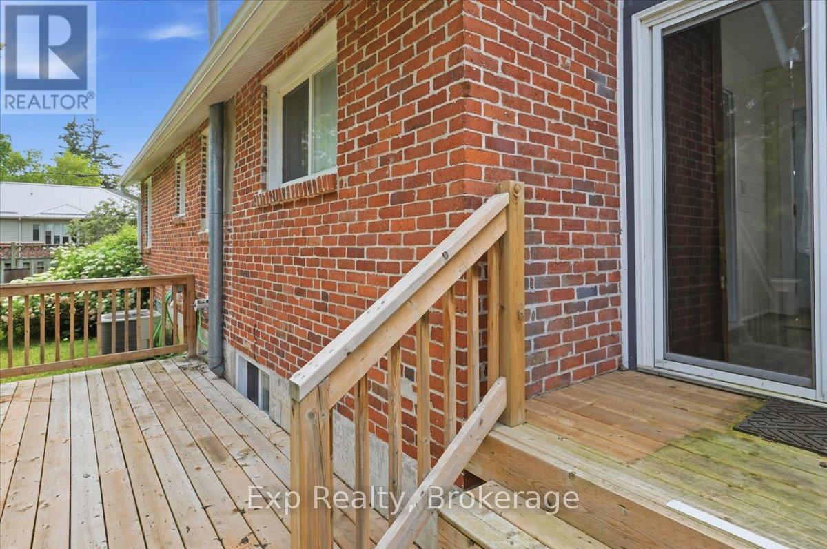 85 CENTRE STREET - 21