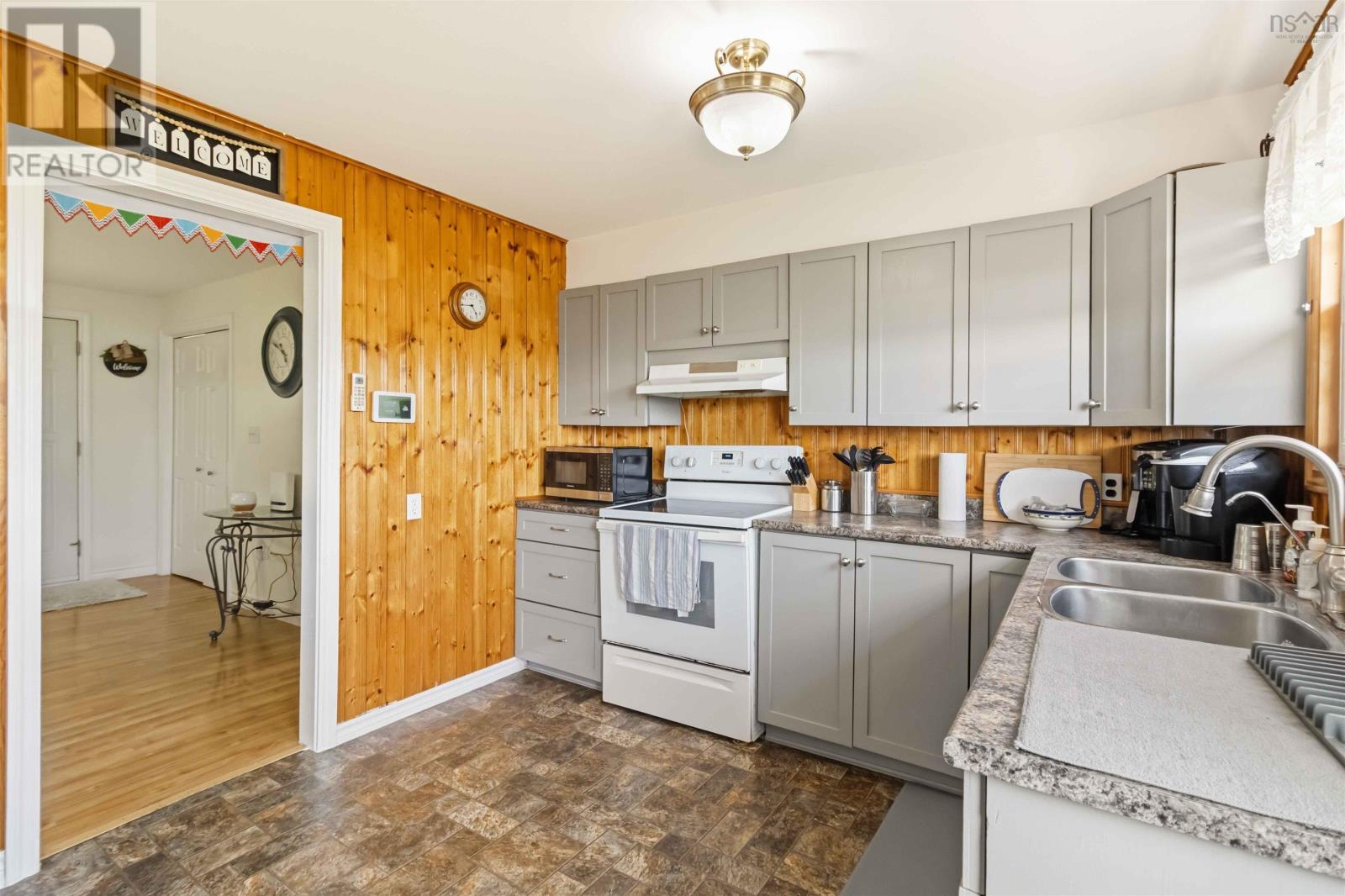 1100 Highway 277 - 13