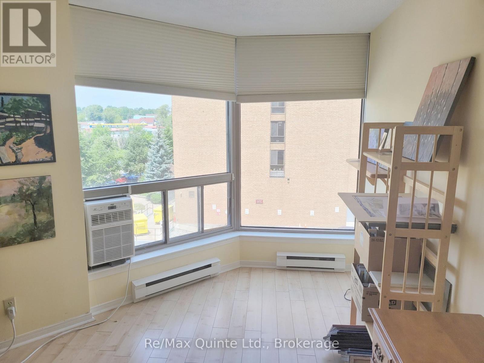 #403 350 FRONT STREET - 11