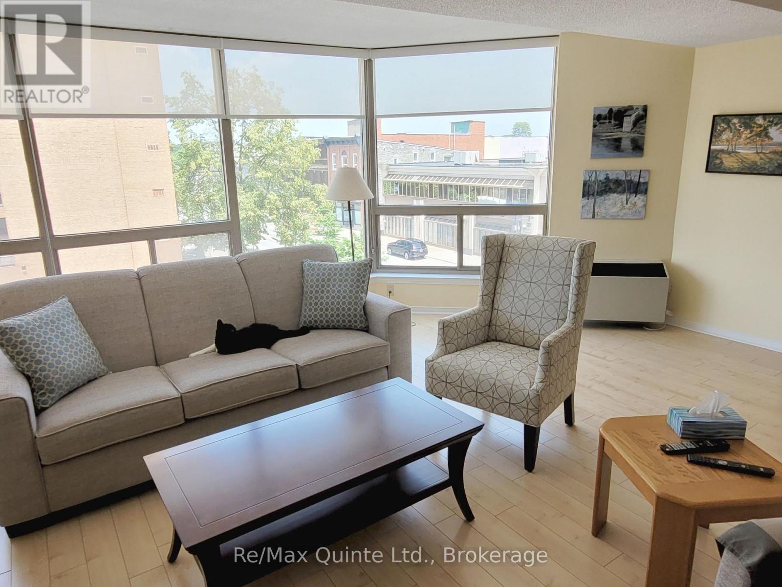 #403 350 FRONT STREET - 6