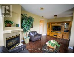 302 - 317 Queen Street, Chatham Kent, ON N7M2H7 Photo 16
