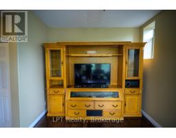 302 - 317 Queen Street, Chatham Kent, ON N7M2H7 Photo 17