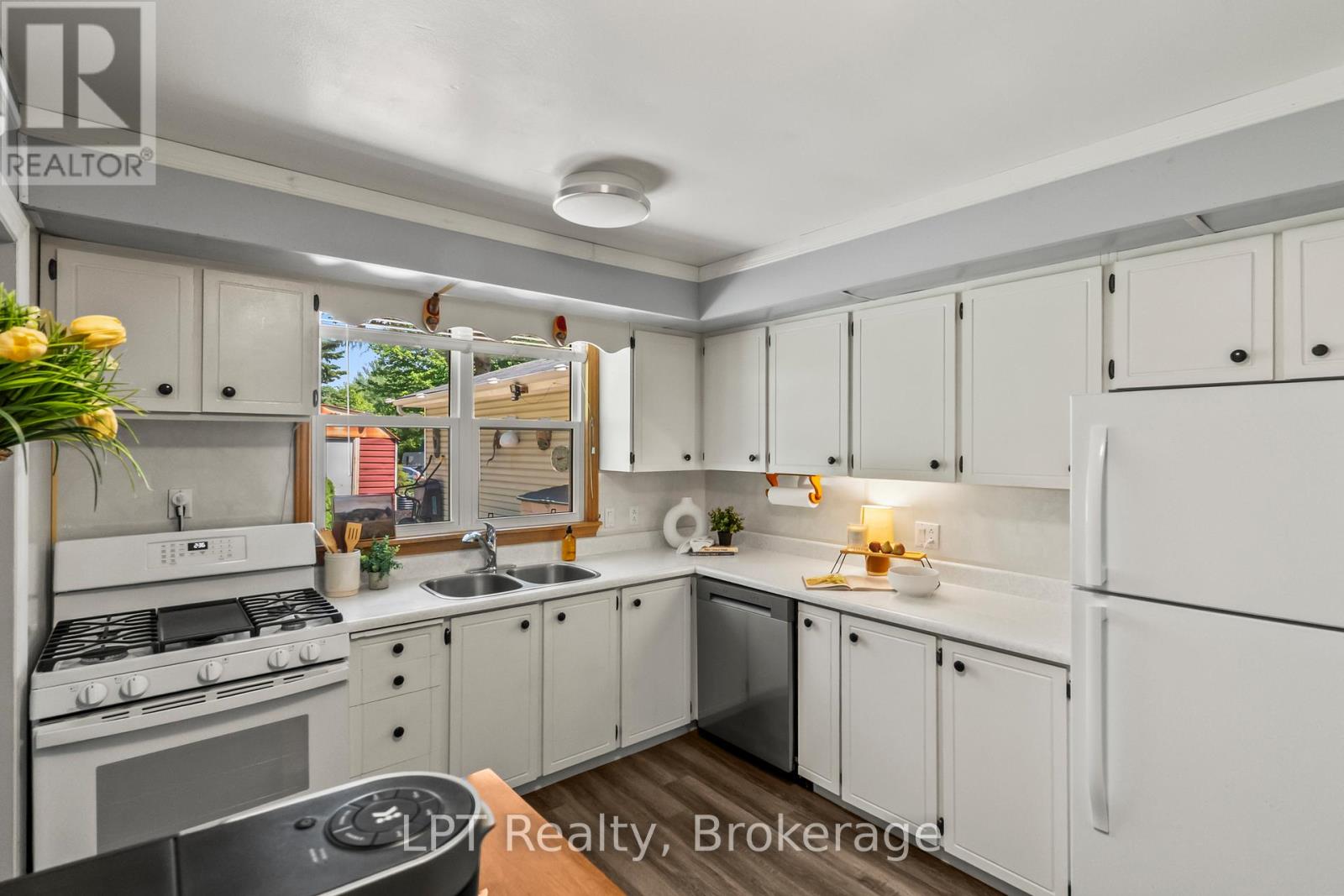 16 CUMBERLAND STREET - Image 12