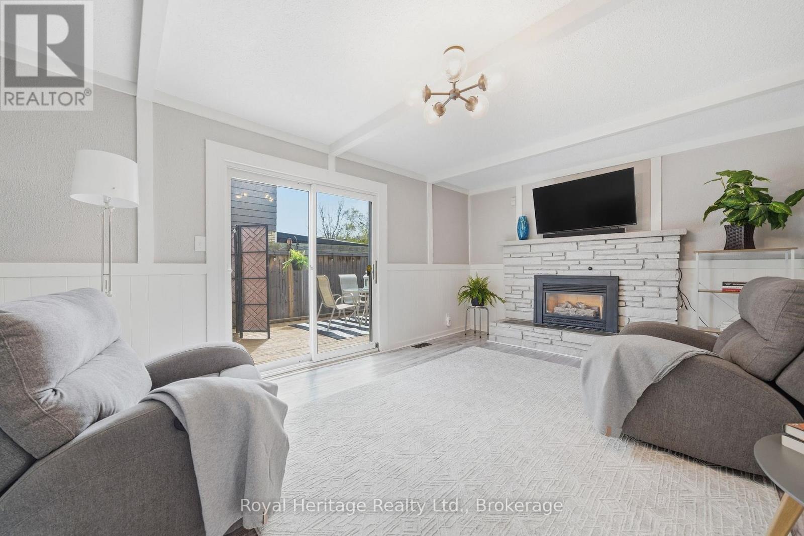 641 FREEMONT ROAD - 23