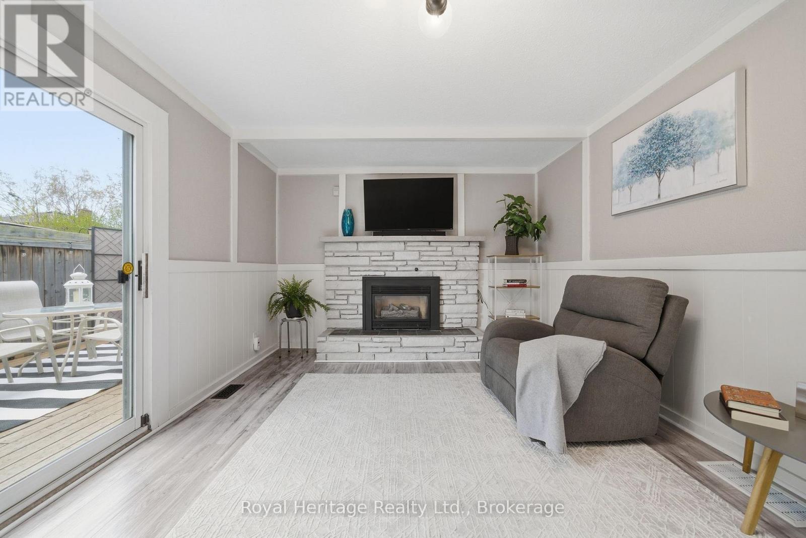 641 FREEMONT ROAD - 24