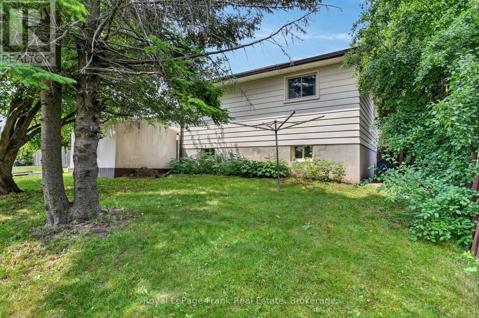 1717 WOODGROVE CRESCENT - 27